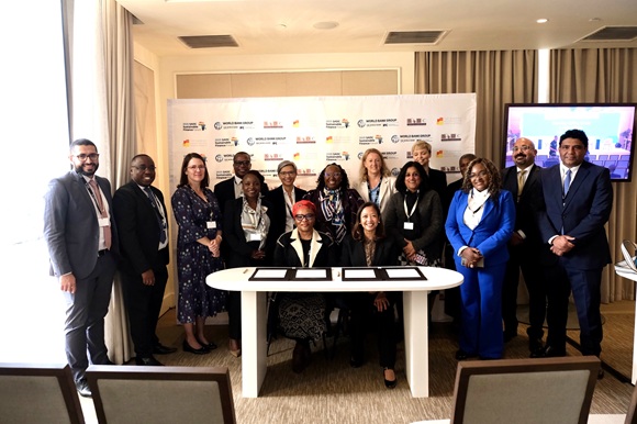 SADC 2025_Day 1_SNBF Signing_21 - 580.jpg